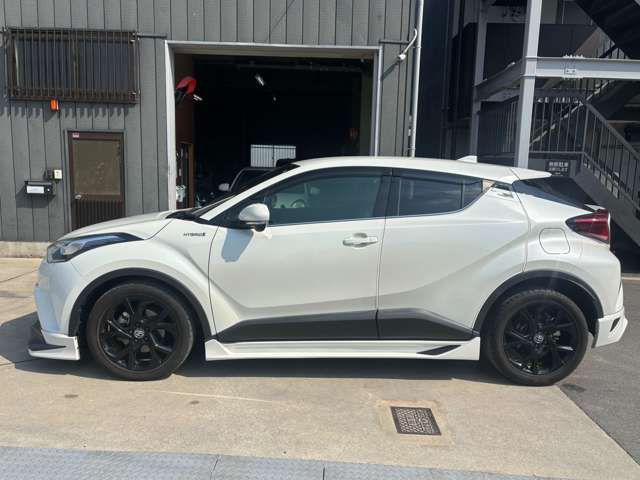 TOYOTA C-HR 2019
