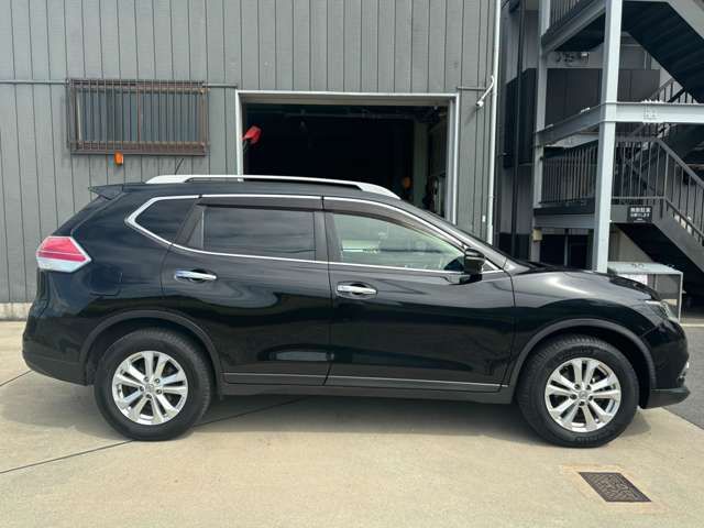 NISSAN X-TRAIL 4WD 2015
