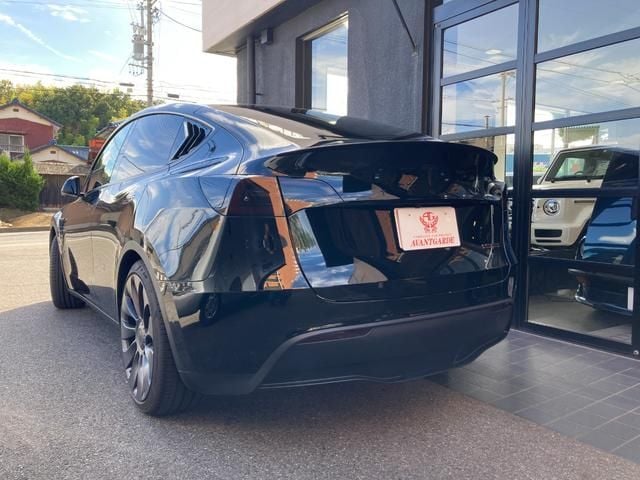 TESLA TESLA MODEL Y 2023