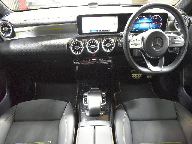 MERCEDES BENZ MERCEDES BENZ A class 2018