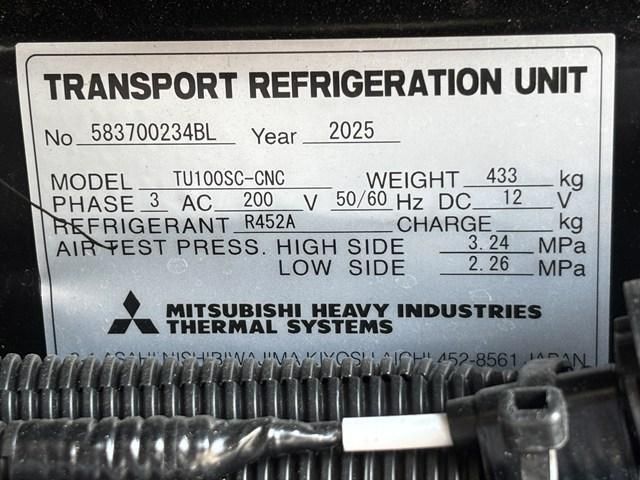 MITSUBISHI FUSOU SUPER GREAT 2025