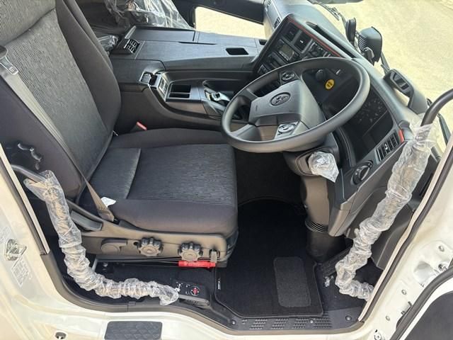 MITSUBISHI FUSOU SUPER GREAT 2025