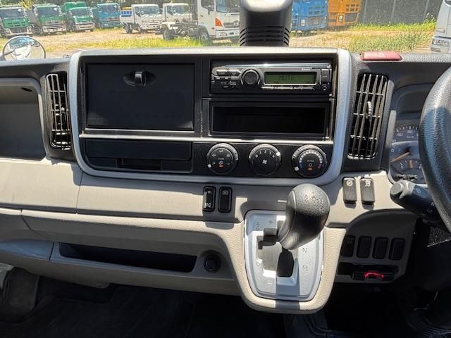 MITSUBISHI CANTER 2021