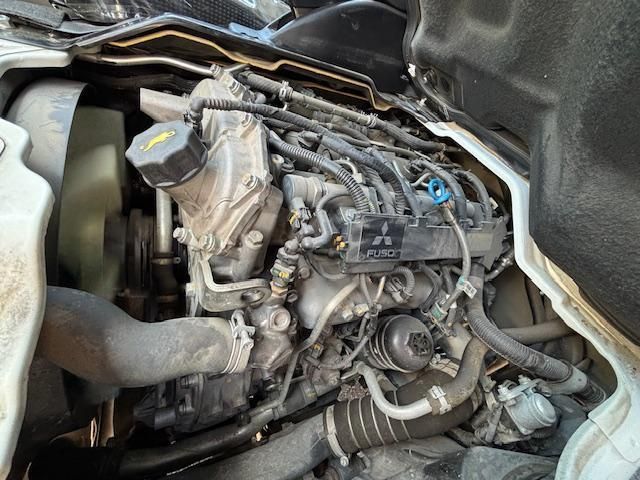 MITSUBISHI CANTER 2021