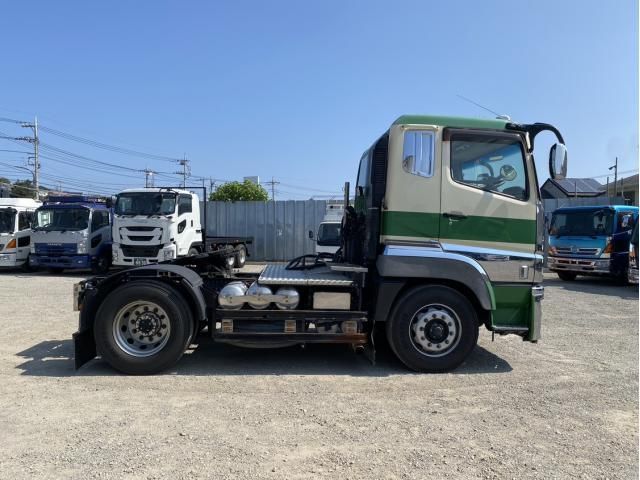 MITSUBISHI FUSOU SUPER GREAT 2014