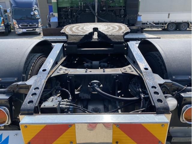 MITSUBISHI FUSOU SUPER GREAT 2014