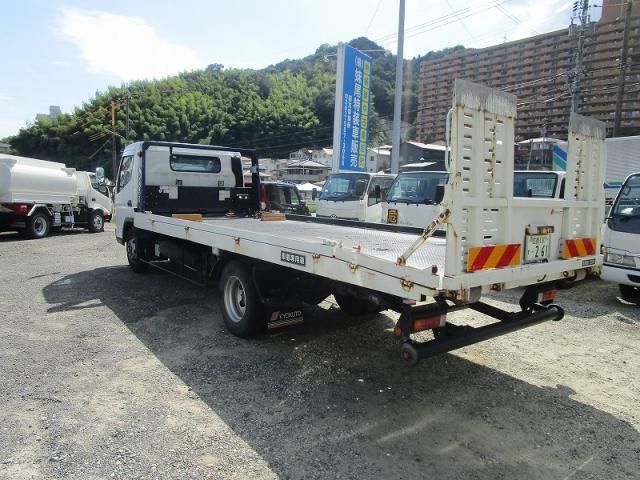 MITSUBISHI CANTER 2018