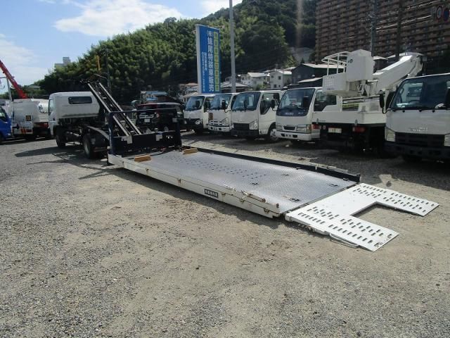 MITSUBISHI CANTER 2018