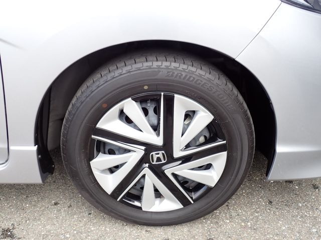 HONDA SHUTTLE HYBRID 2022