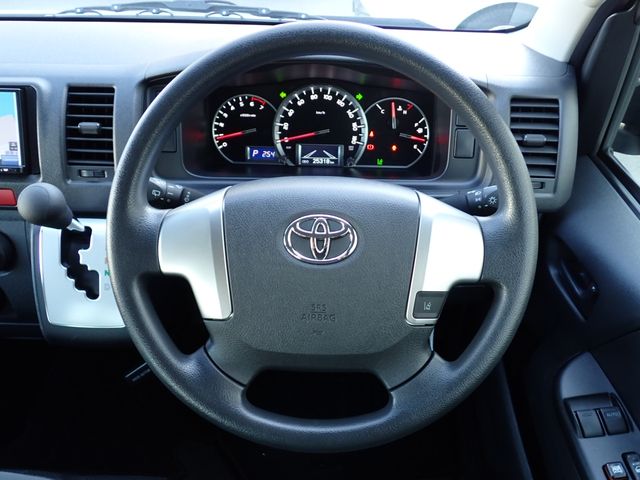 TOYOTA HIACE van 1.25t 2WD 2019