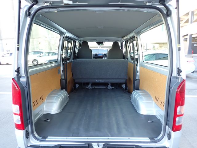 TOYOTA HIACE van 1.25t 2WD 2019