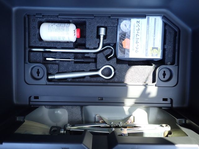 HONDA SHUTTLE HYBRID 2022