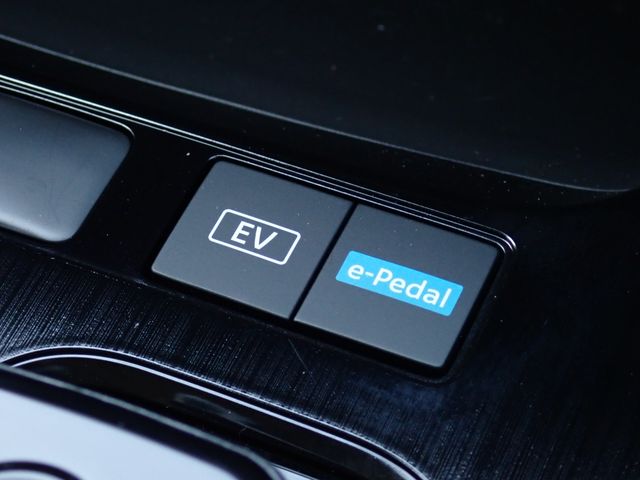 NISSAN X-TRAIL HYBRID 2WD 2024