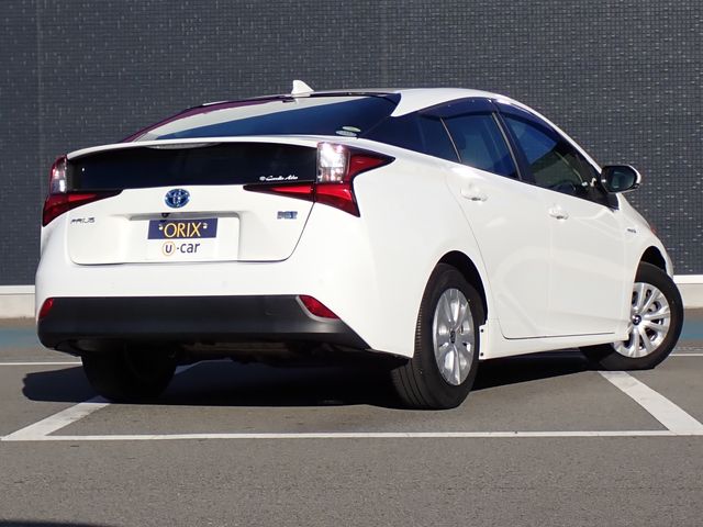 TOYOTA PRIUS 2020