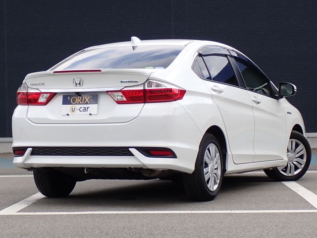 HONDA GRACE HYBRID 2020