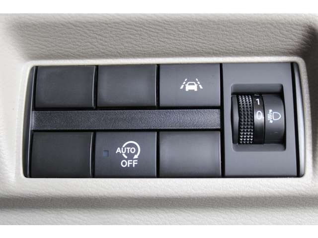 MITSUBISHI eK SPACE 2025