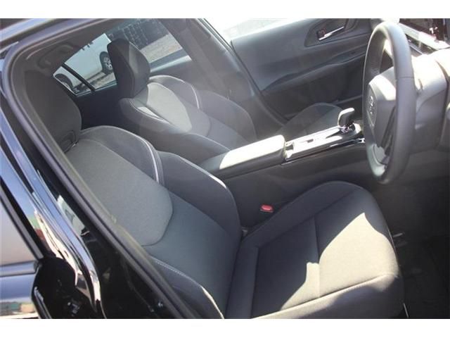 TOYOTA PRIUS PHV 2025