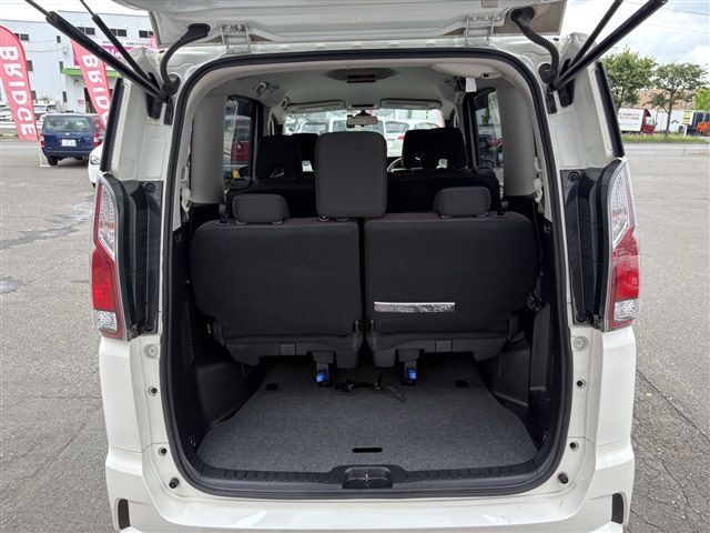 NISSAN SERENA  S-HYBRID 4WD 2019