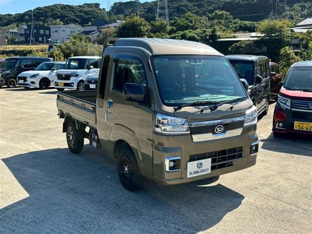 DAIHATSU HIJET truck 2023