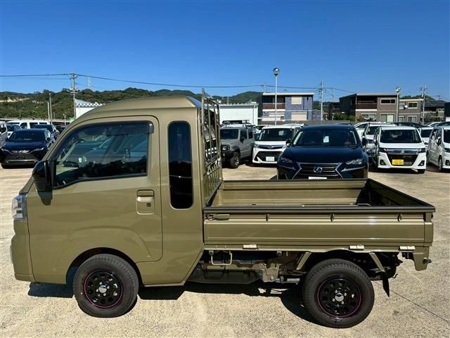 DAIHATSU HIJET truck 2023