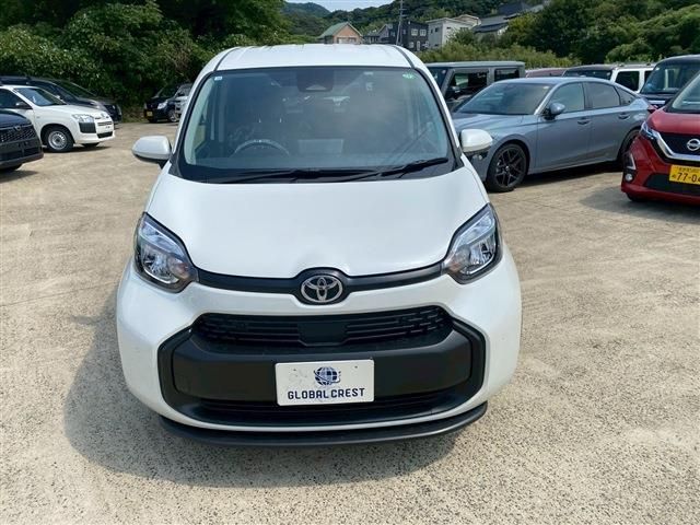 TOYOTA SIENTA 2023