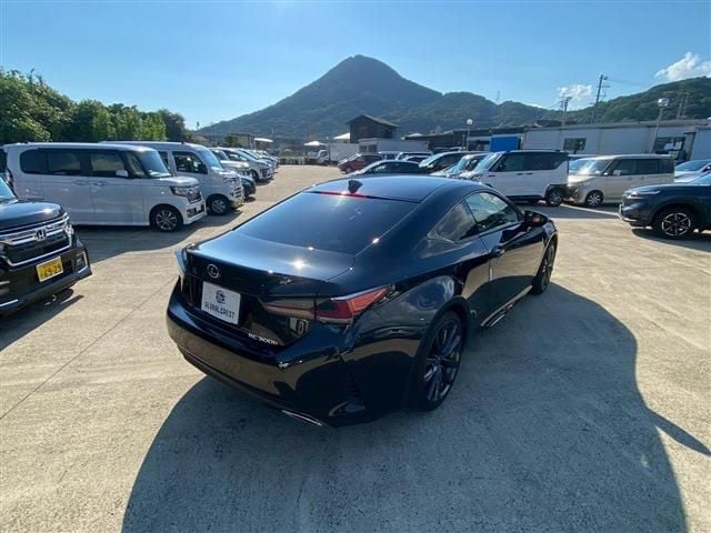TOYOTA LEXUS RC300h 2023