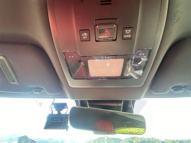 TOYOTA LEXUS RC300h 2023