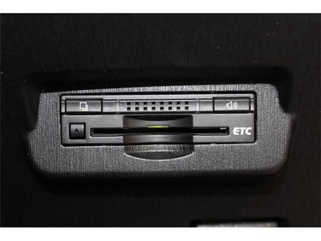 TOYOTA PRIUS Alpha 2015