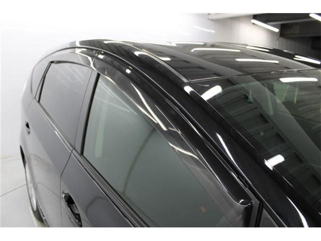 TOYOTA PRIUS Alpha 2015