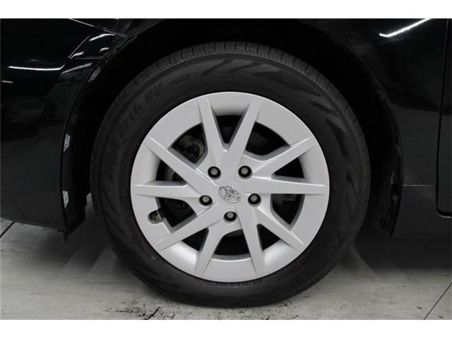 TOYOTA PRIUS Alpha 2015