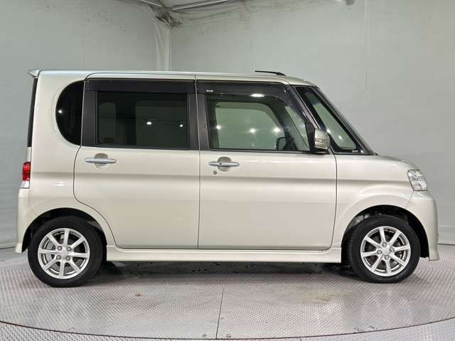 DAIHATSU TANTO 2012