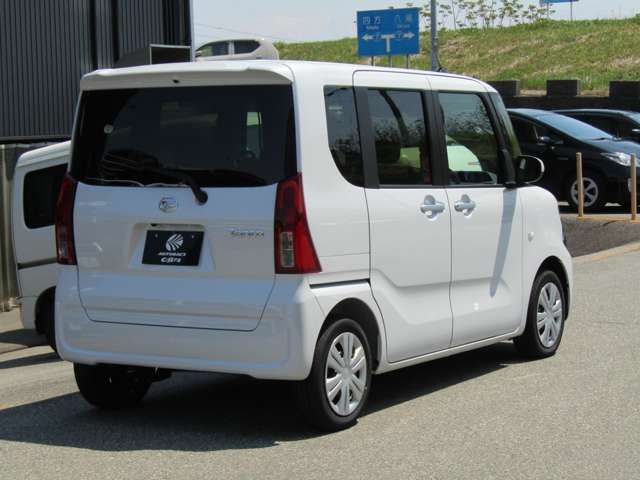 DAIHATSU TANTO 2023