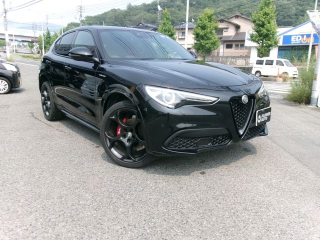 ALFAROMEO ALFAROMEO STELVIO 2022