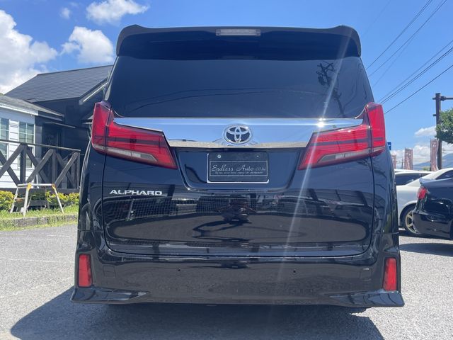 TOYOTA ALPHARD 2022
