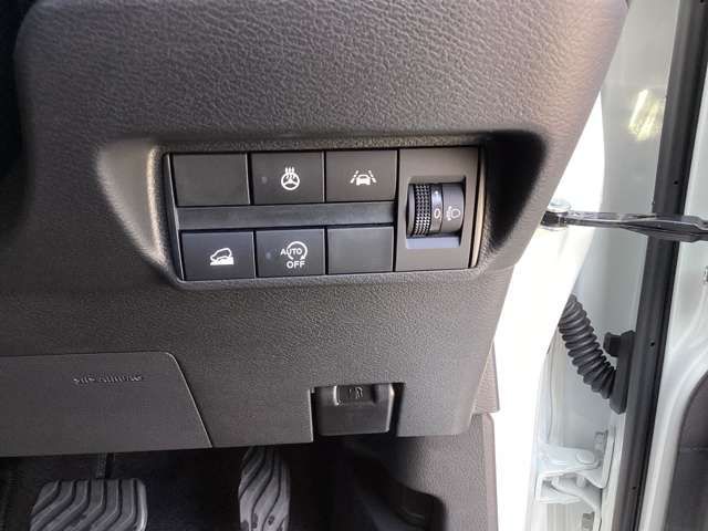 MITSUBISHI ek X 4WD 2024