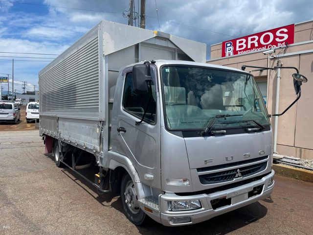 MITSUBISHI FUSOU FIGHTER 2011