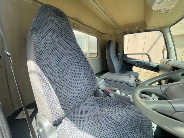 MITSUBISHI FUSOU FIGHTER 2011