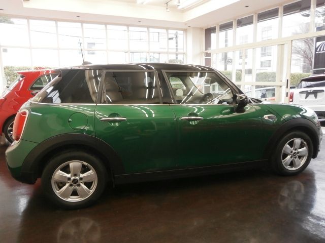 BMW MINI COOPER D 5DOOR 2020
