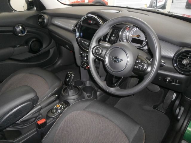 BMW MINI COOPER D 5DOOR 2020