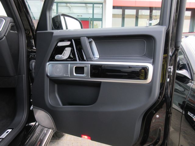 MERCEDES BENZ MERCEDES BENZ G class 2025