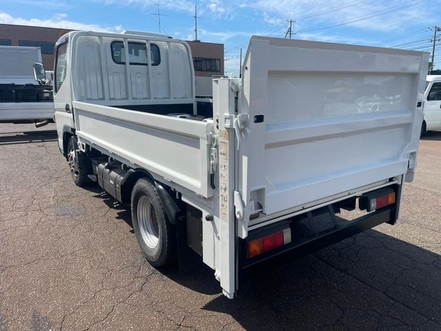 MITSUBISHI CANTER 2014