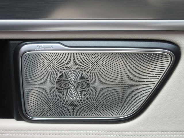 MERCEDES BENZ MERCEDES BENZ V class 2025