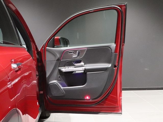 MERCEDES BENZ MERCEDES BENZ GLB 2022