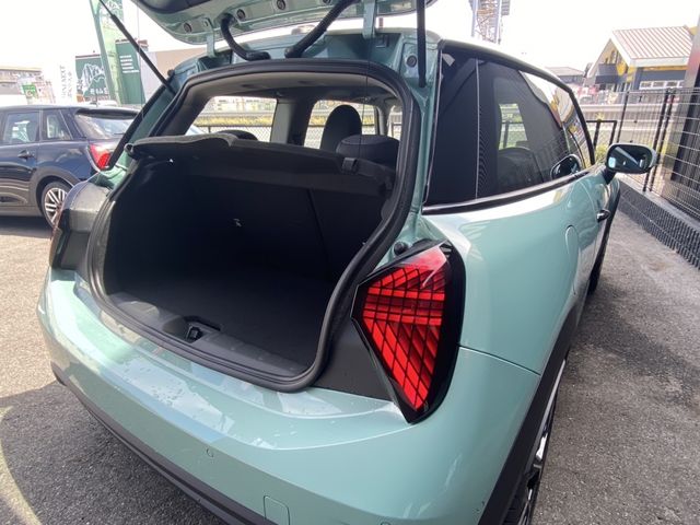 BMW MINI COOPER 2025