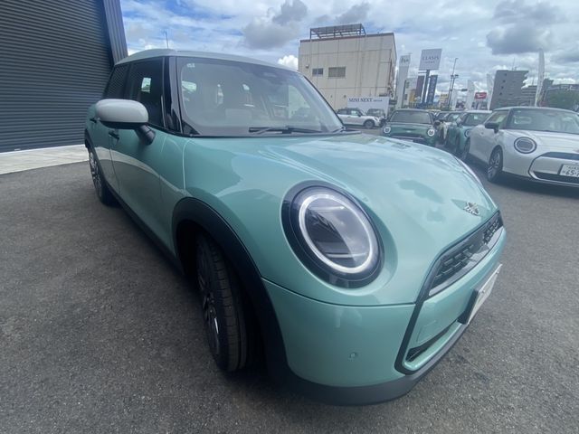 BMW MINI COOPER 5DOOR 2025