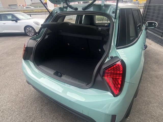 BMW MINI COOPER 5DOOR 2025