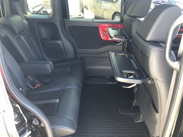 HONDA N BOX CUSTOM 2021