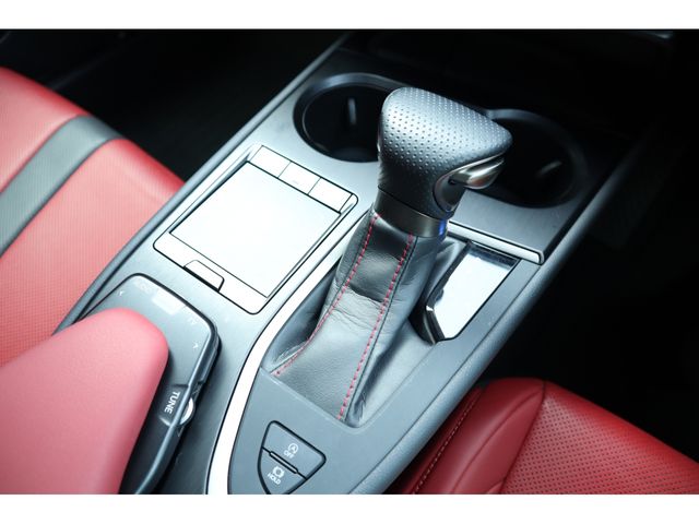 TOYOTA LEXUS UX200 2020