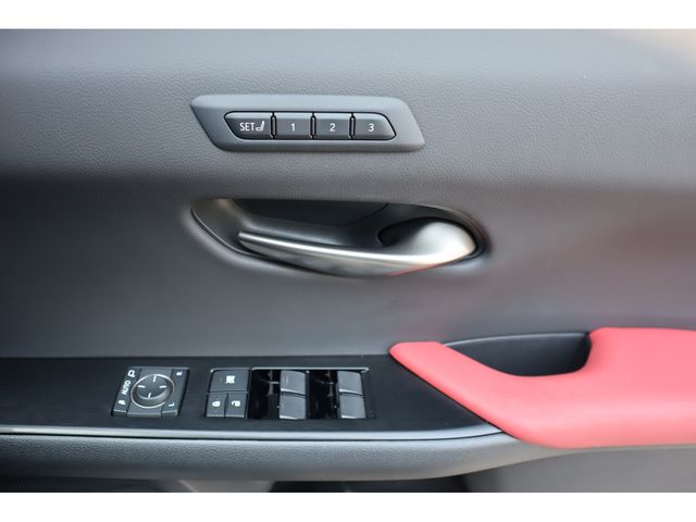 TOYOTA LEXUS UX200 2020