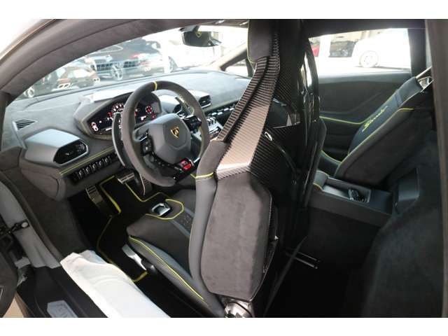 LAMBORGHINI LAMBORGHINI HURACAN 2024